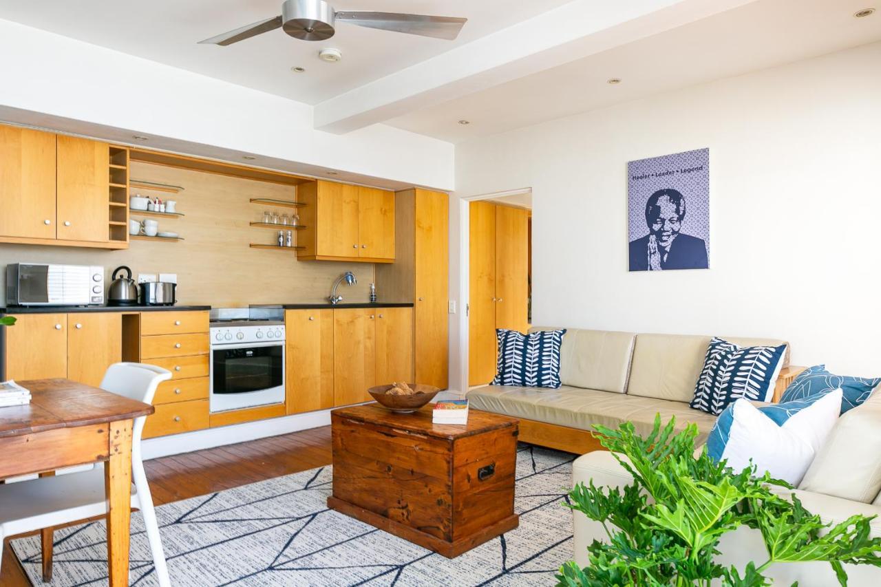 Apartment Village - Camps Bay *