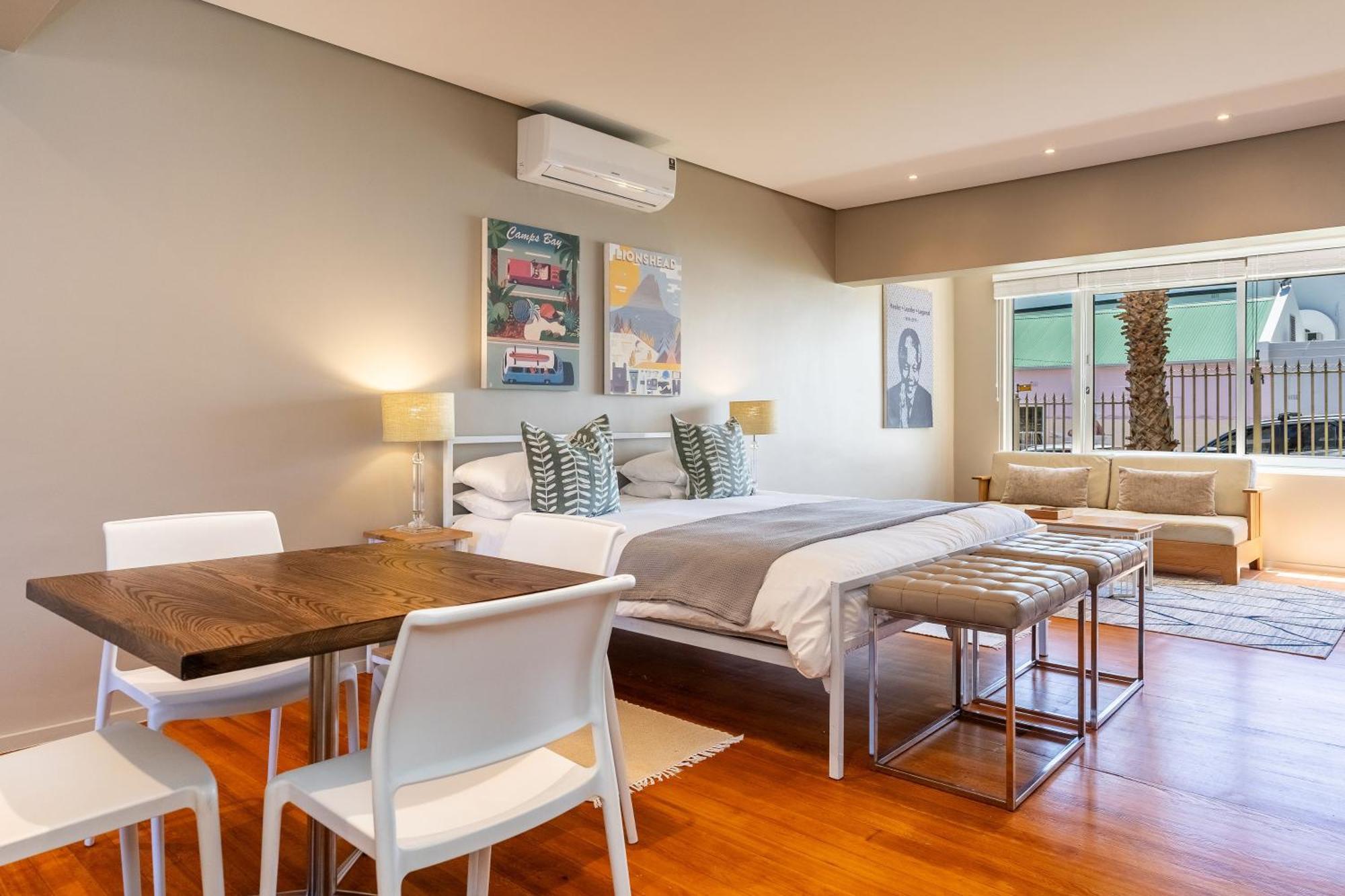 Village - Camps Bay Apartment